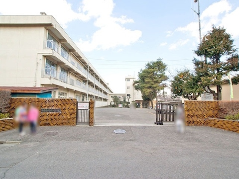 相模原市立鶴の台小学校まで約150m