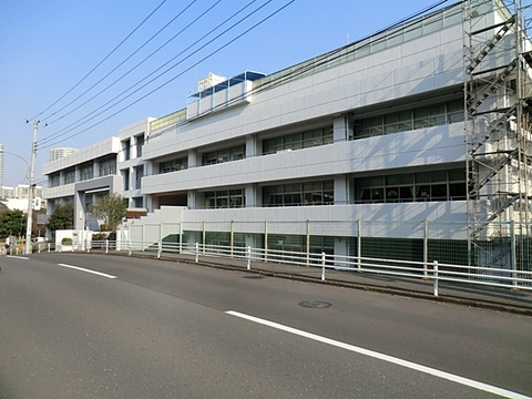 横浜市立品濃小学校　距離約600m