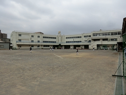 川崎市立大島小学校　距離約400m