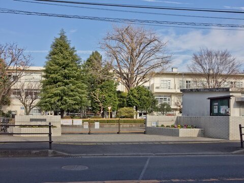 相模原市立谷口台小学校まで約450m