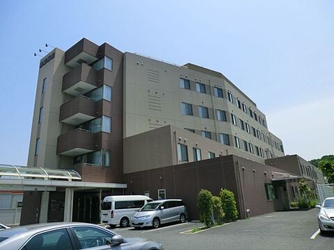 鴨居病院　距離約1600m