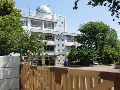 府中市立府中第一中学校　距離約1200m