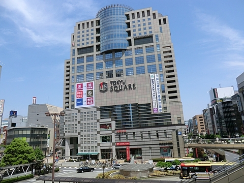 八王子東急スクエアまで約140m