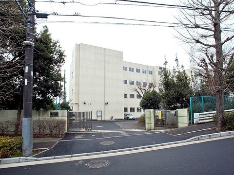 横浜市立美しが丘中学校まで約850m