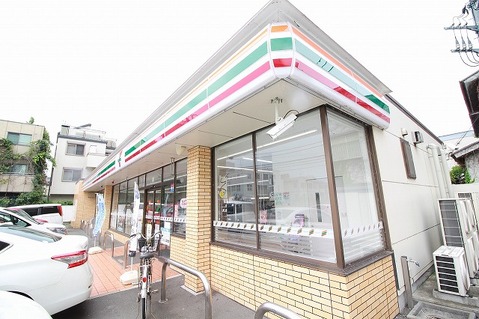 セブンイレブン　厚木寿町1丁目店　距離約23m0m