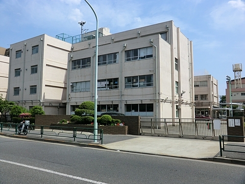 世田谷区立千歳中学校まで約1800m