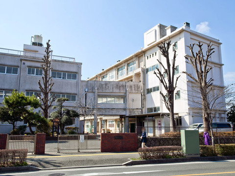 横浜市立瀬谷中学校まで約280m