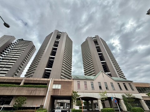 高層マンションの外観