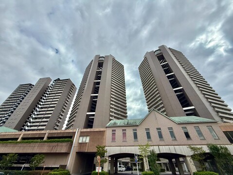 高層マンションの外観
