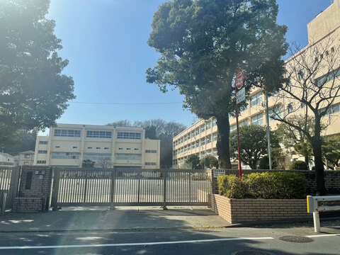 横浜市立新井小学校(徒歩5分)