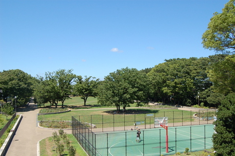 野毛山公園(徒歩7分)
