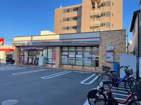 セブンイレブン 大田区西糀谷1丁目店(徒歩4分)