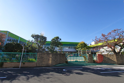 小峰幼稚園(徒歩3分)