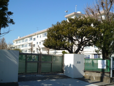 川崎市立川中島小学校(徒歩7分)