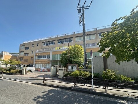 川崎市立川中島中学校(徒歩5分)
