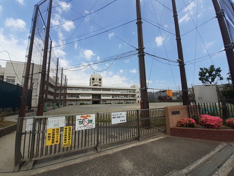 横浜市立寛政中学校(徒歩5分)