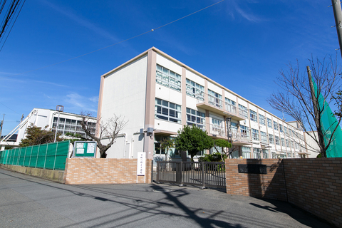 茅ヶ崎市立松浪中学校(徒歩15分)
