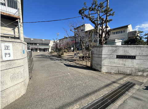 藤沢市立辻堂小学校(徒歩4分)