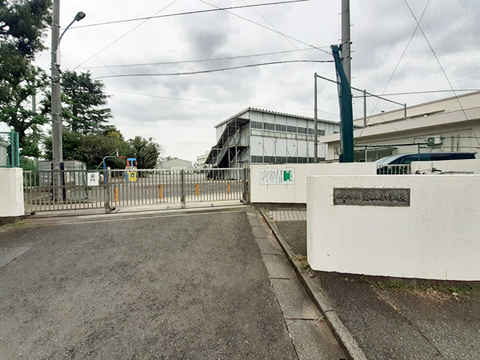 横浜市立高田小学校(徒歩8分)