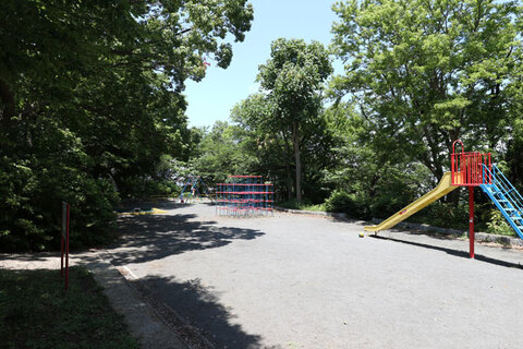 仏向行坐谷公園(徒歩7分)