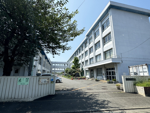 藤沢市立善行中学校(徒歩9分)