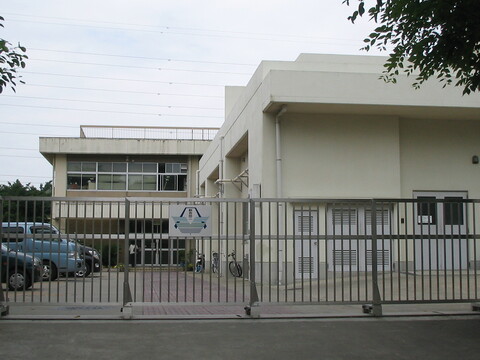 横浜市立新吉田第二小学校(徒歩10分)