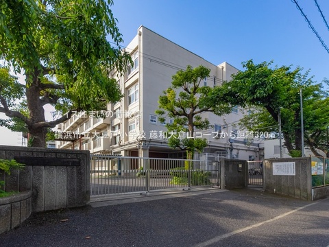 横浜市立大豆戸小学校(徒歩4分)