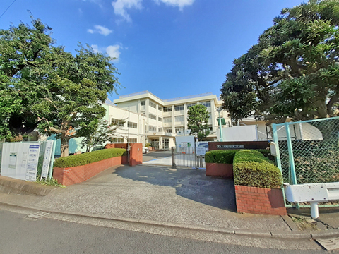 横浜市立新羽中学校(徒歩22分)