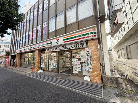 セブンイレブン 横浜青葉台駅前店(徒歩10分)