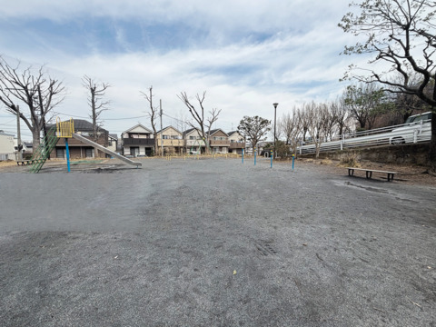 綱島台公園(徒歩1分)