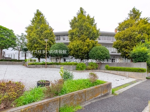 横浜市立本牧中学校(徒歩20分)