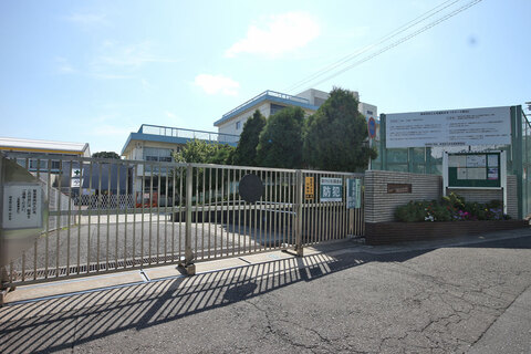 横浜市立南本宿小学校(徒歩11分)
