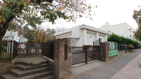 横浜市立南台小学校(徒歩9分)