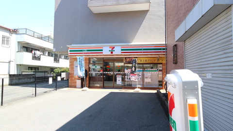 セブンイレブン 横浜弘明寺口店(徒歩3分)