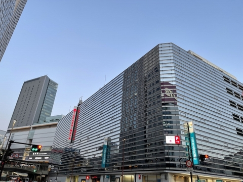 横浜高島屋(徒歩5分)