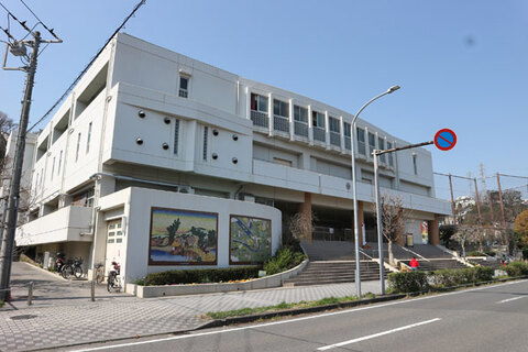 横浜市立保土ケ谷小学校(徒歩12分)