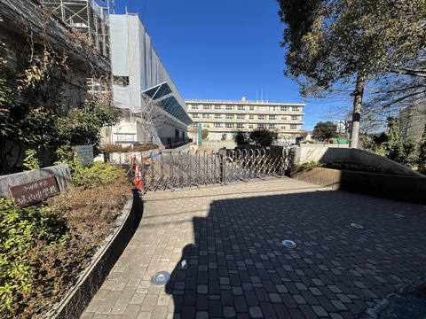 小田原市立城山中学校(徒歩17分)