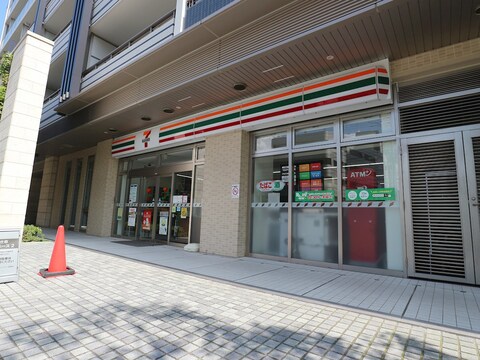 セブンイレブン 品川シーサイド店(徒歩4分)