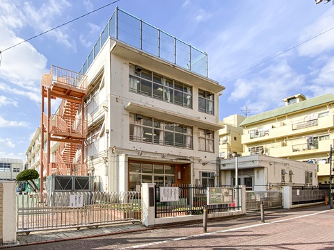 大田区立入新井第四小学校(徒歩6分)