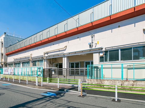 大田区立入新井第一小学校(徒歩3分)