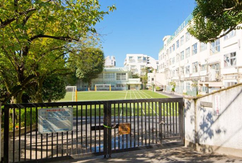 品川区立伊藤小学校(徒歩5分)
