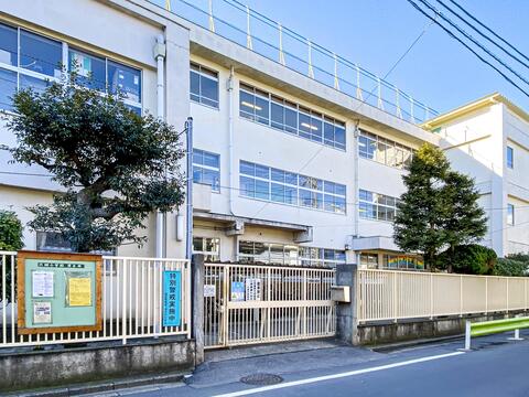 大田区立六郷小学校(徒歩5分)
