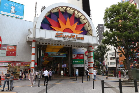 SunRise商店街(徒歩2分)