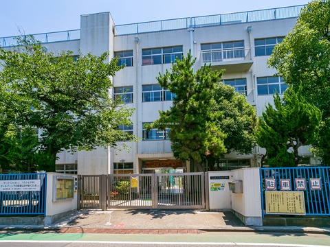 大田区立高畑小学校(徒歩4分)