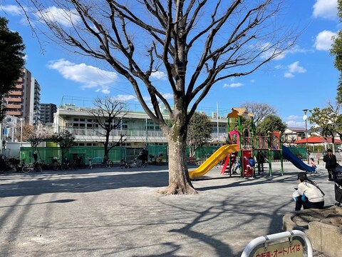 池上五丁目公園(徒歩5分)
