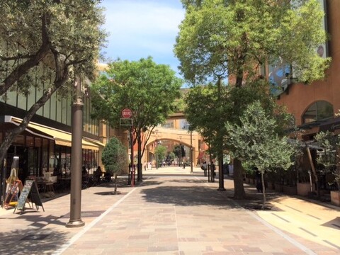 LA CITTADELLA（ラ チッタデッラ）(徒歩5分)