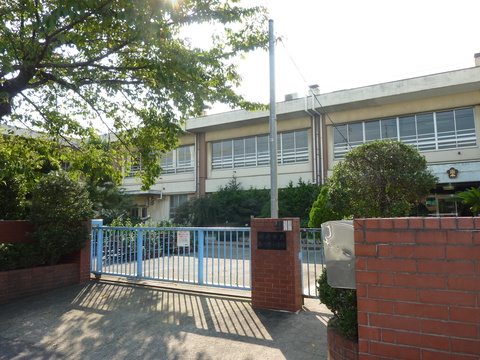 川崎市立南河原小学校(徒歩8分)