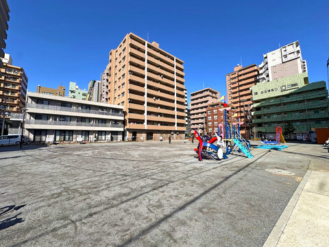 柳町児童公園(徒歩2分)