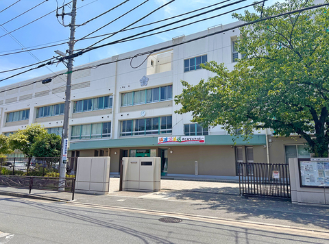 川崎市立南加瀬中学校(徒歩14分)