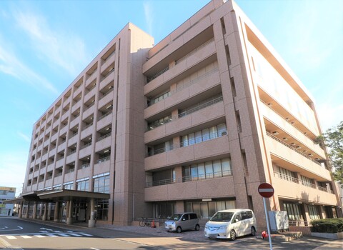 医療法人社団葵会AOI国際病院(徒歩12分)